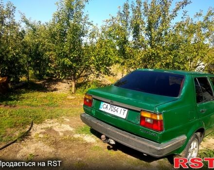 Зеленый Фольксваген Джетта, объемом двигателя 1.6 л и пробегом 300 тыс. км за 650 $, фото 1 на Automoto.ua