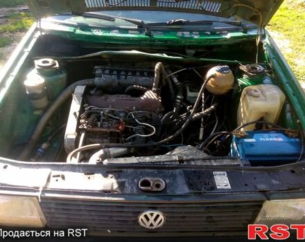 Зеленый Фольксваген Джетта, объемом двигателя 1.6 л и пробегом 300 тыс. км за 650 $, фото 3 на Automoto.ua