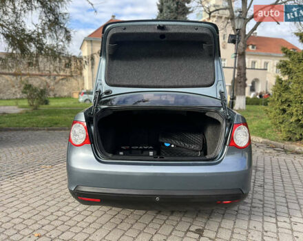 Фольксваген Джетта 2007 в Жовкве на Automoto.ua Зеленый Фольксваген Джетта, объемом двигателя 1.9 л и пробегом 280 тыс. км за 4750 $, фото 21 на Automoto.ua