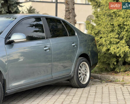 Фольксваген Джетта 2007 в Жовкве на Automoto.ua Зеленый Фольксваген Джетта, объемом двигателя 1.9 л и пробегом 280 тыс. км за 4750 $, фото 10 на Automoto.ua