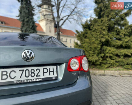 Фольксваген Джетта 2007 в Жовкве на Automoto.ua Зеленый Фольксваген Джетта, объемом двигателя 1.9 л и пробегом 280 тыс. км за 4750 $, фото 14 на Automoto.ua