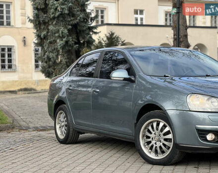 Фольксваген Джетта 2007 в Жовкве на Automoto.ua Зеленый Фольксваген Джетта, объемом двигателя 1.9 л и пробегом 280 тыс. км за 4750 $, фото 2 на Automoto.ua