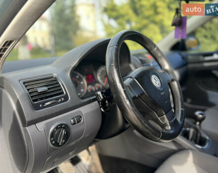 Фольксваген Джетта 2007 в Жовкве на Automoto.ua Зеленый Фольксваген Джетта, объемом двигателя 1.9 л и пробегом 280 тыс. км за 4750 $, фото 26 на Automoto.ua