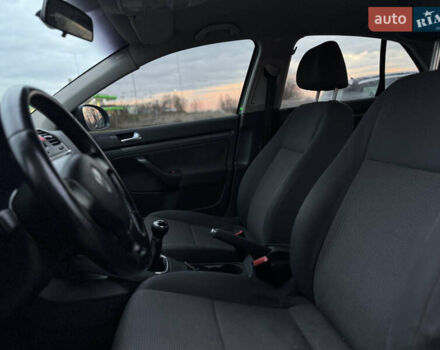 Зеленый Фольксваген Джетта, объемом двигателя 1.6 л и пробегом 302 тыс. км за 4750 $, фото 18 на Automoto.ua