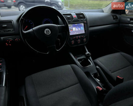 Зеленый Фольксваген Джетта, объемом двигателя 1.6 л и пробегом 302 тыс. км за 4750 $, фото 20 на Automoto.ua