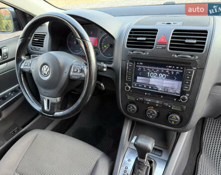 Зеленый Фольксваген Джетта, объемом двигателя 1.9 л и пробегом 224 тыс. км за 7200 $, фото 4 на Automoto.ua