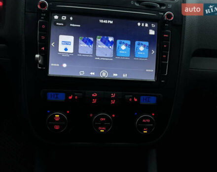 Зелений Фольксваген Джетта, об'ємом двигуна 1.6 л та пробігом 302 тис. км за 4999 $, фото 29 на Automoto.ua