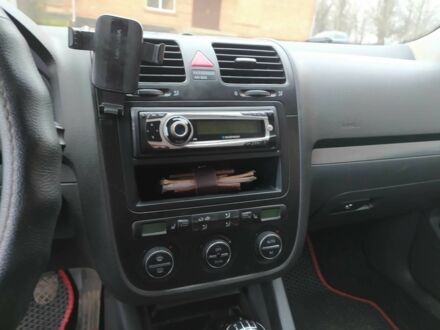 Зеленый Фольксваген Джетта, объемом двигателя 1.6 л и пробегом 380 тыс. км за 6000 $, фото 1 на Automoto.ua