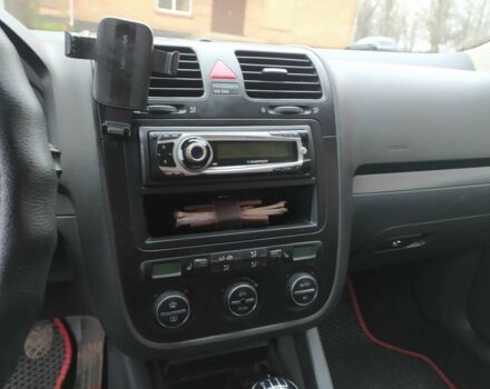 Зеленый Фольксваген Джетта, объемом двигателя 1.6 л и пробегом 380 тыс. км за 6000 $, фото 1 на Automoto.ua