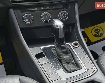 Оранжевый Фольксваген Джетта, объемом двигателя 1.4 л и пробегом 138 тыс. км за 11700 $, фото 13 на Automoto.ua