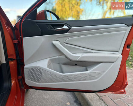 Оранжевый Фольксваген Джетта, объемом двигателя 1.4 л и пробегом 140 тыс. км за 10899 $, фото 32 на Automoto.ua