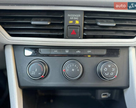 Оранжевый Фольксваген Джетта, объемом двигателя 1.4 л и пробегом 140 тыс. км за 10899 $, фото 19 на Automoto.ua