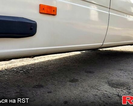 Белый Фольксваген ЛТ, объемом двигателя 2.8 л и пробегом 300 тыс. км за 10800 $, фото 6 на Automoto.ua