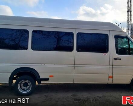 Белый Фольксваген ЛТ, объемом двигателя 2.8 л и пробегом 300 тыс. км за 10800 $, фото 3 на Automoto.ua