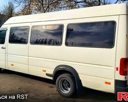 Белый Фольксваген ЛТ, объемом двигателя 2.8 л и пробегом 300 тыс. км за 10800 $, фото 1 на Automoto.ua