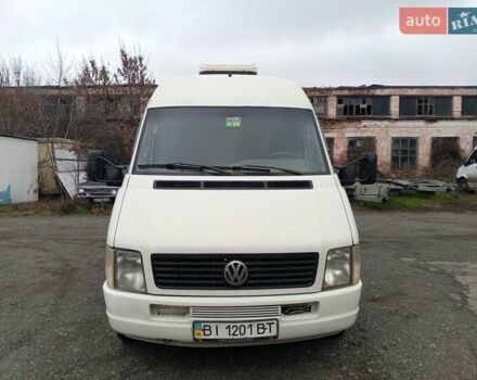 Белый Фольксваген ЛТ, объемом двигателя 2.8 л и пробегом 278 тыс. км за 11000 $, фото 3 на Automoto.ua