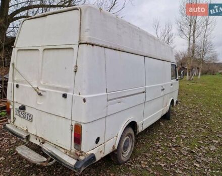 Білий Фольксваген ЛТ, об'ємом двигуна 2.4 л та пробігом 400 тис. км за 1000 $, фото 3 на Automoto.ua