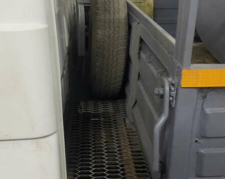 Белый Фольксваген ЛТ, объемом двигателя 2.38 л и пробегом 220 тыс. км за 3900 $, фото 9 на Automoto.ua