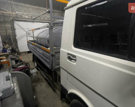 Белый Фольксваген ЛТ, объемом двигателя 2.38 л и пробегом 220 тыс. км за 3900 $, фото 1 на Automoto.ua