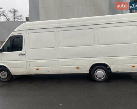 Белый Фольксваген ЛТ, объемом двигателя 2.46 л и пробегом 7 тыс. км за 6500 $, фото 1 на Automoto.ua