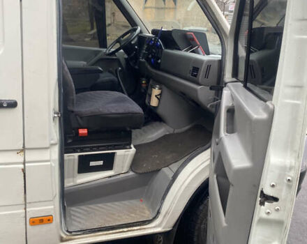 Белый Фольксваген ЛТ, объемом двигателя 2.46 л и пробегом 7 тыс. км за 6500 $, фото 5 на Automoto.ua