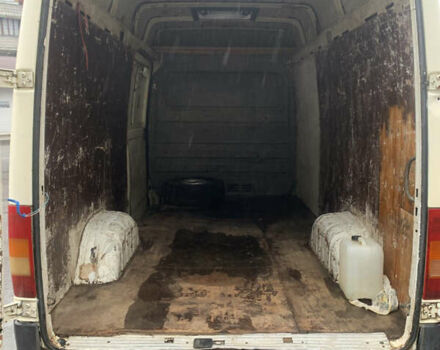 Белый Фольксваген ЛТ, объемом двигателя 2.5 л и пробегом 340 тыс. км за 5150 $, фото 8 на Automoto.ua