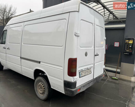 Белый Фольксваген ЛТ, объемом двигателя 2.46 л и пробегом 500 тыс. км за 5000 $, фото 3 на Automoto.ua