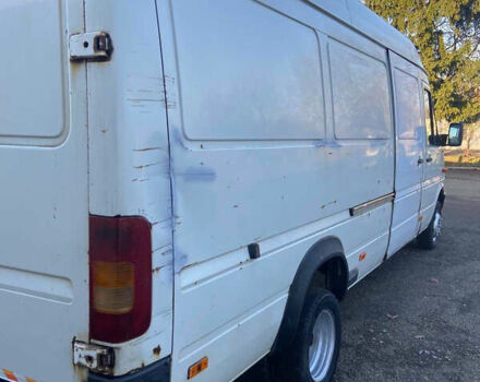 Белый Фольксваген ЛТ, объемом двигателя 2.46 л и пробегом 450 тыс. км за 4950 $, фото 1 на Automoto.ua