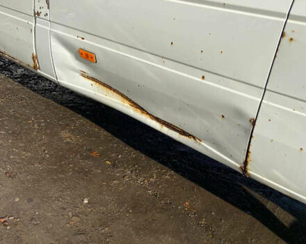 Белый Фольксваген ЛТ, объемом двигателя 2.46 л и пробегом 450 тыс. км за 4950 $, фото 2 на Automoto.ua