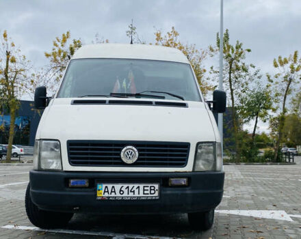 Белый Фольксваген ЛТ, объемом двигателя 2.4 л и пробегом 3 тыс. км за 5000 $, фото 2 на Automoto.ua