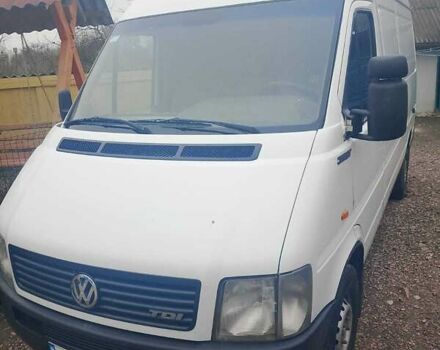 Белый Фольксваген ЛТ, объемом двигателя 2.46 л и пробегом 400 тыс. км за 9500 $, фото 2 на Automoto.ua