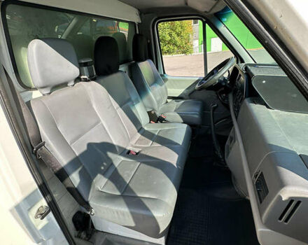 Белый Фольксваген ЛТ, объемом двигателя 2.8 л и пробегом 650 тыс. км за 8999 $, фото 6 на Automoto.ua