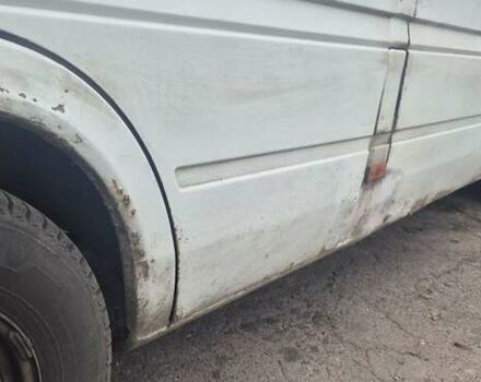 Белый Фольксваген ЛТ, объемом двигателя 2.5 л и пробегом 400 тыс. км за 5000 $, фото 7 на Automoto.ua