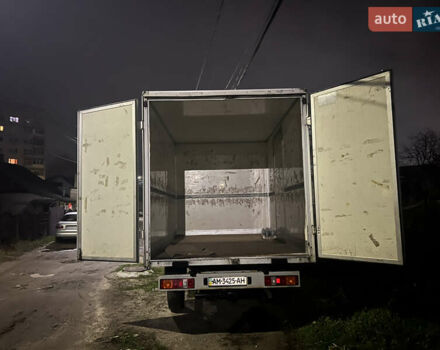 Белый Фольксваген ЛТ, объемом двигателя 2.5 л и пробегом 241 тыс. км за 7300 $, фото 6 на Automoto.ua