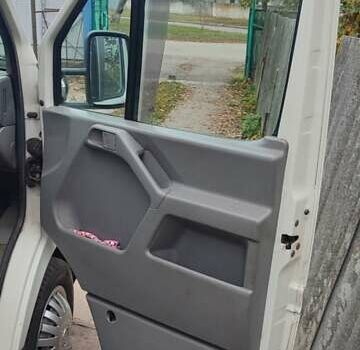 Белый Фольксваген ЛТ, объемом двигателя 2.8 л и пробегом 570 тыс. км за 14000 $, фото 12 на Automoto.ua