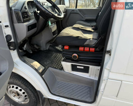 Белый Фольксваген ЛТ, объемом двигателя 2.46 л и пробегом 488 тыс. км за 7999 $, фото 14 на Automoto.ua