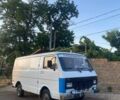 Белый Фольксваген ЛТ, объемом двигателя 2.4 л и пробегом 372 тыс. км за 3000 $, фото 1 на Automoto.ua