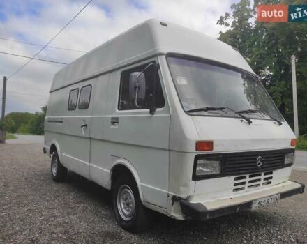 Белый Фольксваген ЛТ, объемом двигателя 2.4 л и пробегом 200 тыс. км за 950 $, фото 1 на Automoto.ua