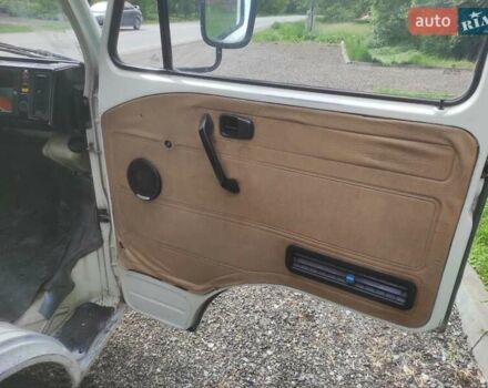 Белый Фольксваген ЛТ, объемом двигателя 2.4 л и пробегом 200 тыс. км за 950 $, фото 11 на Automoto.ua