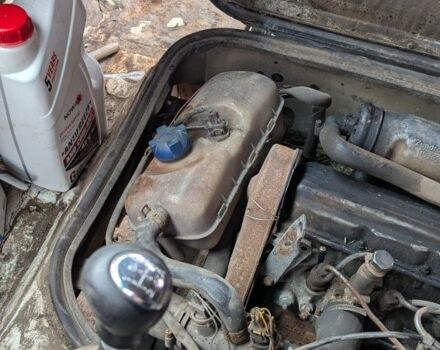 Белый Фольксваген ЛТ, объемом двигателя 0 л и пробегом 100 тыс. км за 1000 $, фото 2 на Automoto.ua