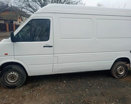 Белый Фольксваген ЛТ, объемом двигателя 2 л и пробегом 300 тыс. км за 3999 $, фото 4 на Automoto.ua