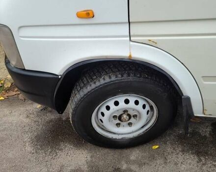 Белый Фольксваген ЛТ, объемом двигателя 2.46 л и пробегом 500 тыс. км за 5500 $, фото 16 на Automoto.ua