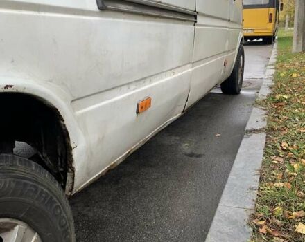 Белый Фольксваген ЛТ, объемом двигателя 2.46 л и пробегом 600 тыс. км за 5600 $, фото 8 на Automoto.ua