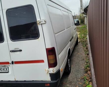 Белый Фольксваген ЛТ, объемом двигателя 2.46 л и пробегом 500 тыс. км за 5500 $, фото 2 на Automoto.ua