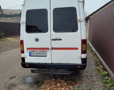 Белый Фольксваген ЛТ, объемом двигателя 2.46 л и пробегом 500 тыс. км за 5500 $, фото 1 на Automoto.ua