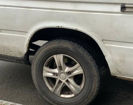 Белый Фольксваген ЛТ, объемом двигателя 2.46 л и пробегом 600 тыс. км за 5600 $, фото 2 на Automoto.ua