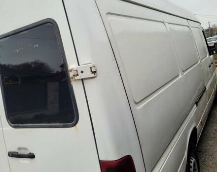 Белый Фольксваген ЛТ, объемом двигателя 2.46 л и пробегом 500 тыс. км за 5500 $, фото 3 на Automoto.ua