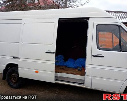 Білий Фольксваген ЛТ, об'ємом двигуна 2.5 л та пробігом 0 тис. км за 8000 $, фото 5 на Automoto.ua