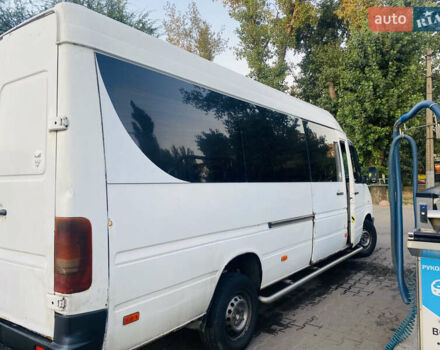 Белый Фольксваген ЛТ, объемом двигателя 2.46 л и пробегом 32 тыс. км за 4500 $, фото 1 на Automoto.ua