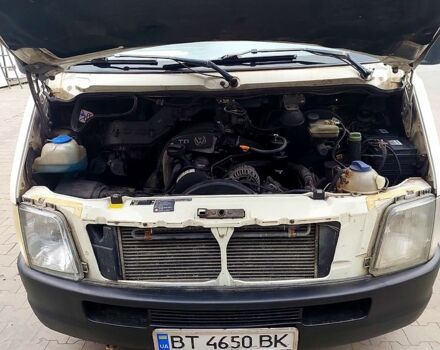 Білий Фольксваген ЛТ, об'ємом двигуна 2.5 л та пробігом 660 тис. км за 9000 $, фото 6 на Automoto.ua